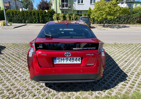 Toyota Prius cena 79900 przebieg: 69265, rok produkcji 2016 z Chorzów małe 211